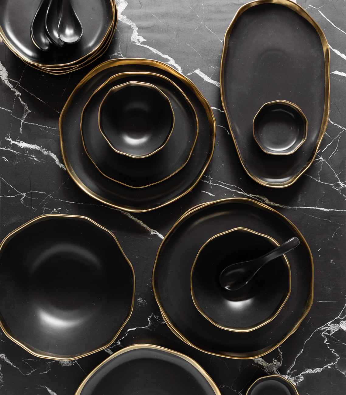 Gold Edged Black Dinner - Set Of 6